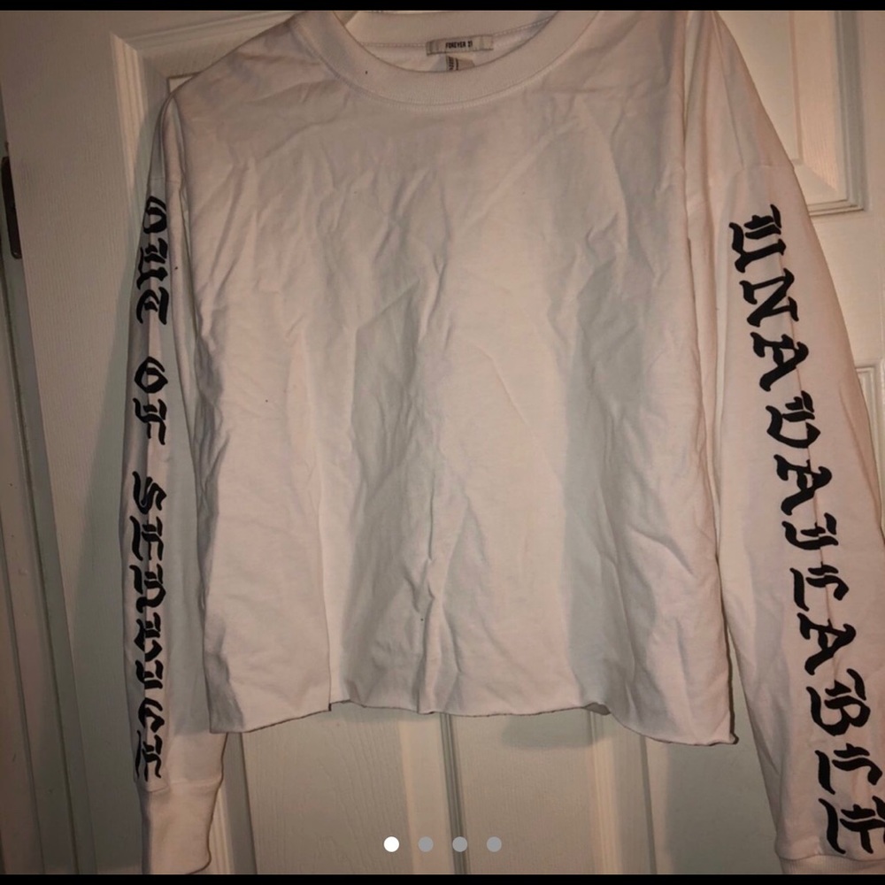 White cropped sweater from forever 21!